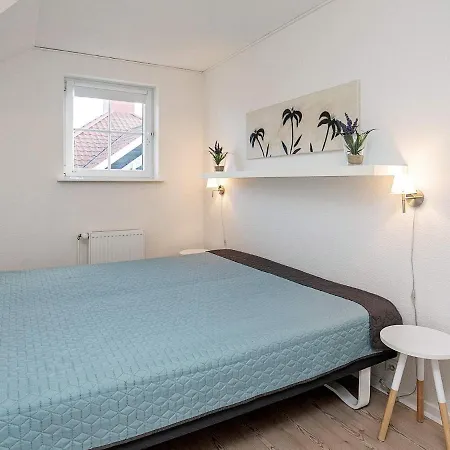 Apartment Xxvii *